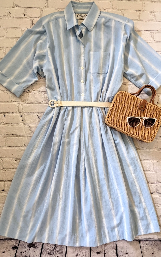 Vintage 1970/80 blue striped midi dress with collar and belt